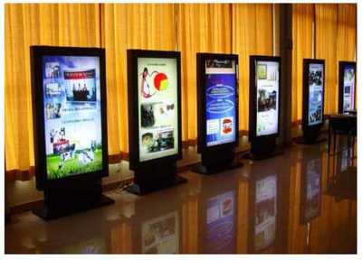 昆明藍(lán)旗裝飾工程公司——專業(yè)制造大型戶外燈箱，點亮城市風(fēng)景